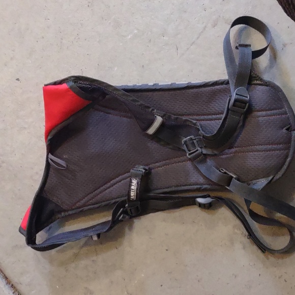 Camelbak Red Hydrobak Backpack Hiking Outdoor Racing Water Pack - Picture 2 of 4